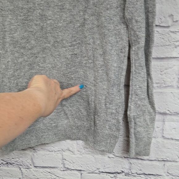 H&M Gangsta Wrapper Sequin Pug Dog Gray Crew Neck Sweater Urban Hip Christmas XS - Picture 11 of 14